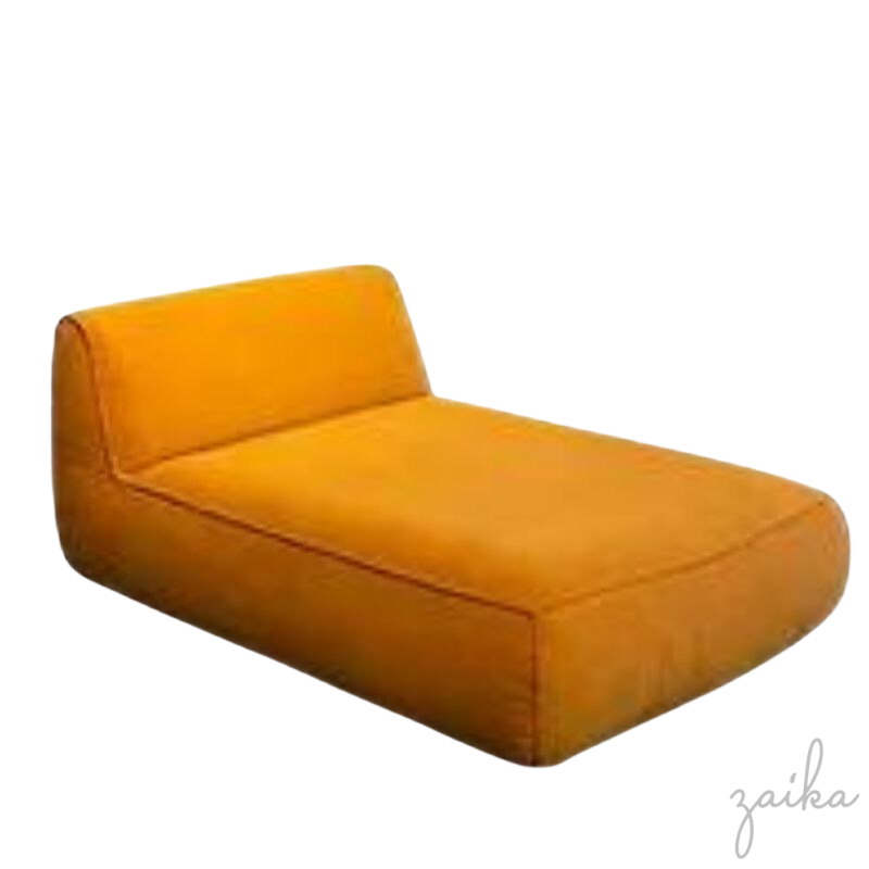 CHAISE