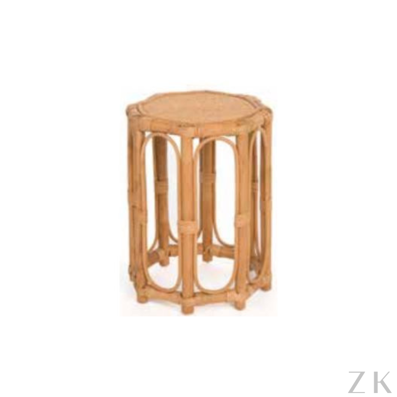 MESA LATERAL EM RATTAN 