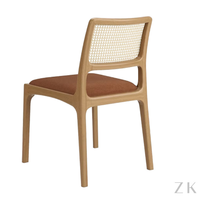 CADEIRA EM MADEIRA COM ENCOSTO EM PALHA 